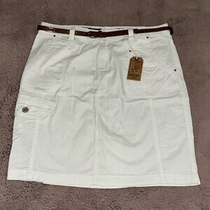 Point Zero White Cargo Skirt & Belt Size 8